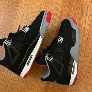 Jordan 4 Bred